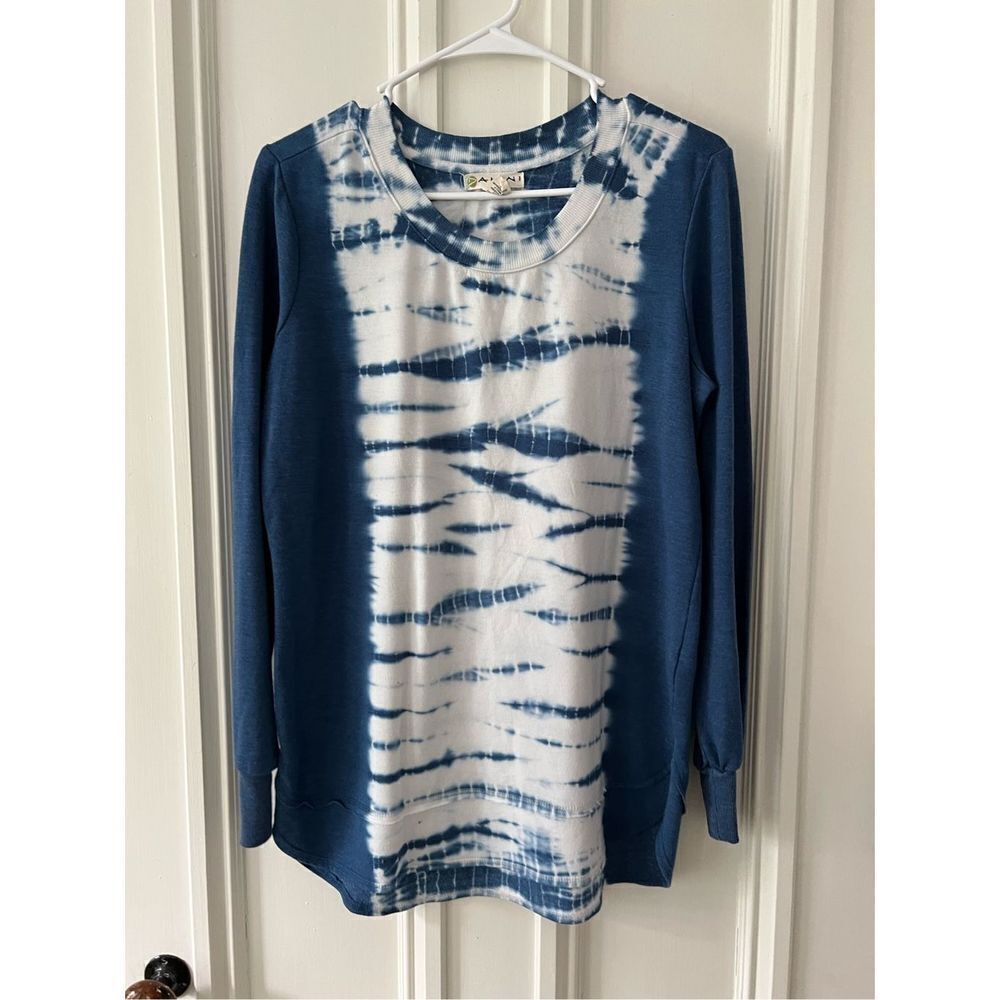 Dakini teal blue and cream tie dye sweatshirt M